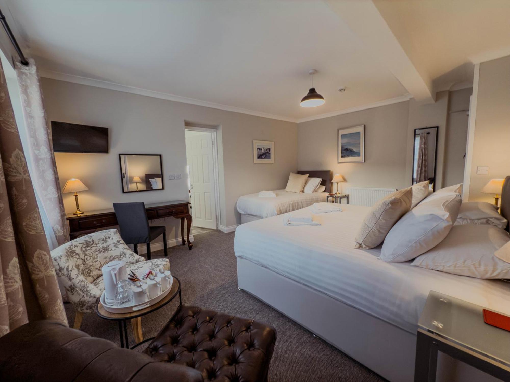 Newport Quay Bed & Breakfast Ngoại thất bức ảnh