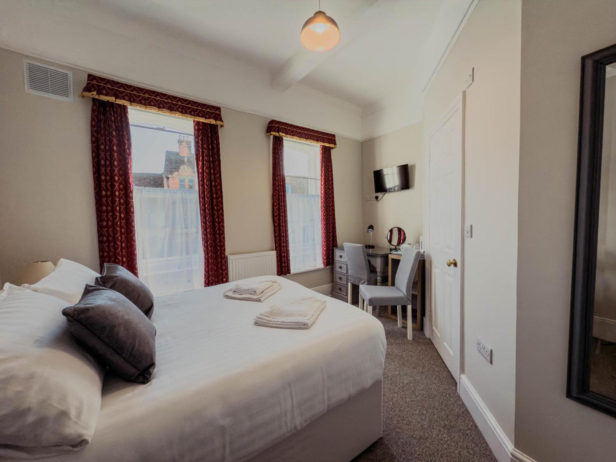 Newport Quay Bed & Breakfast Ngoại thất bức ảnh