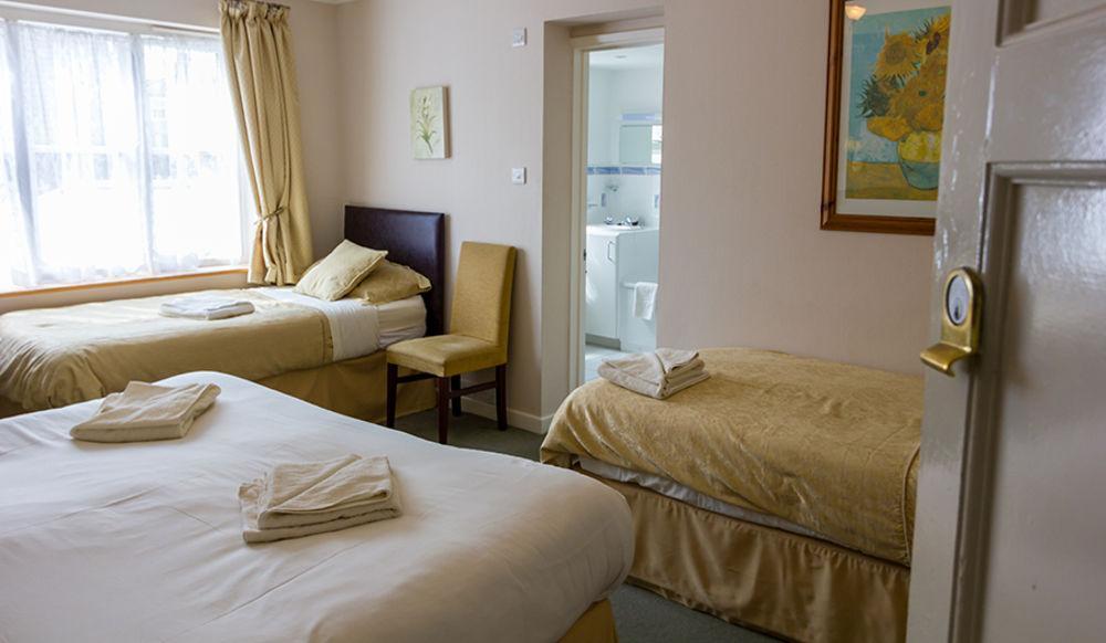 Newport Quay Bed & Breakfast Ngoại thất bức ảnh