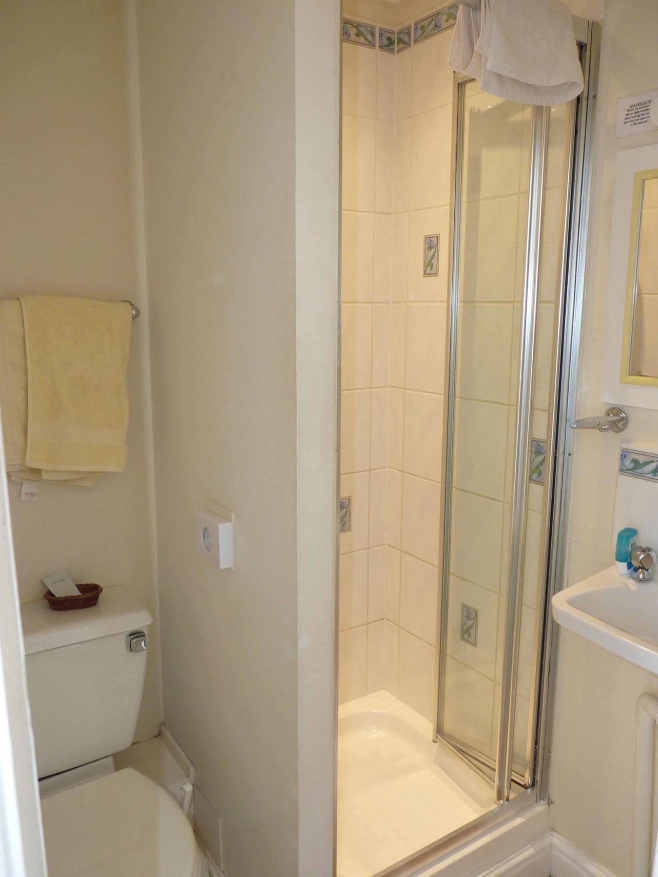 Newport Quay Bed & Breakfast Ngoại thất bức ảnh