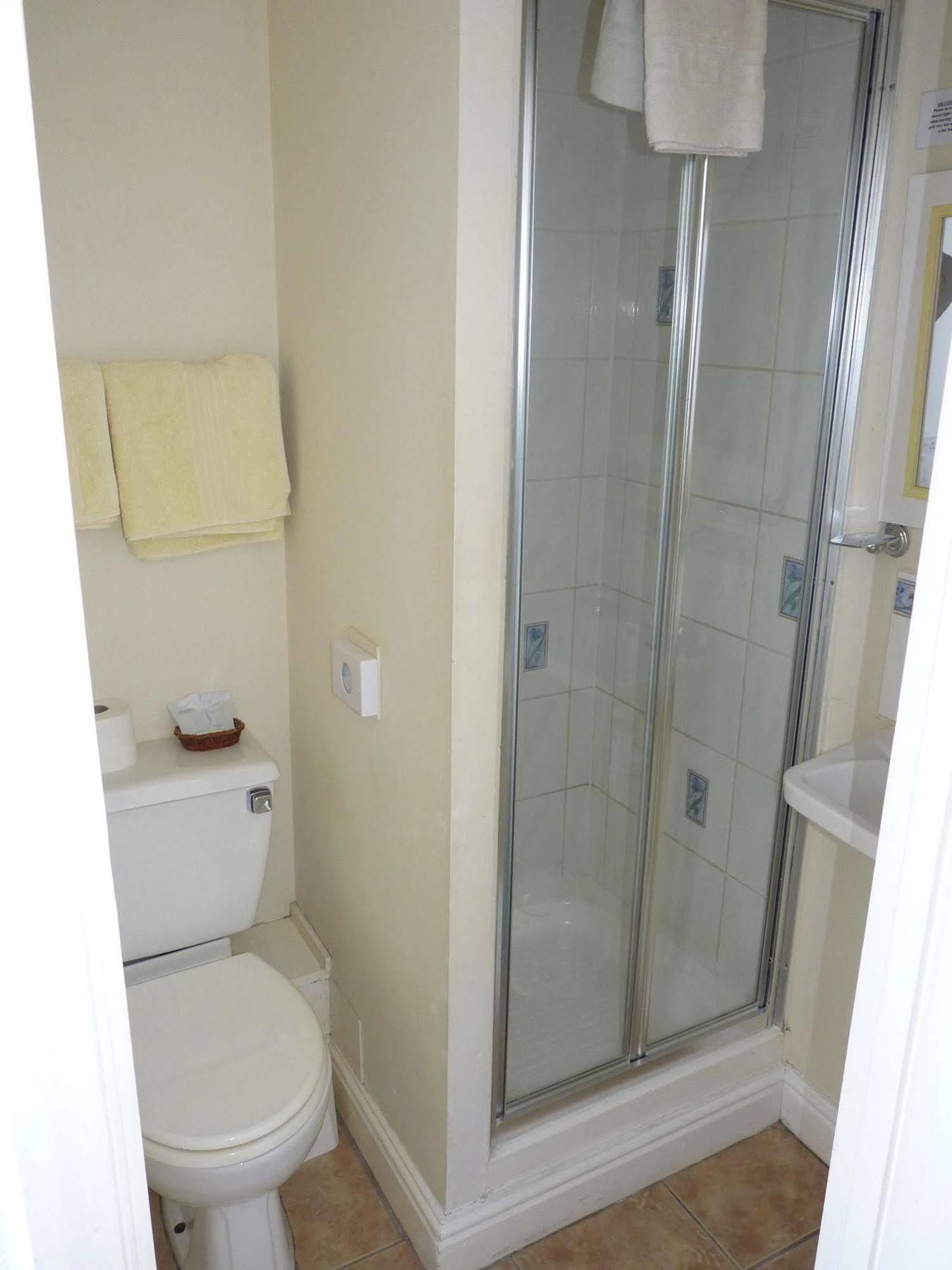 Newport Quay Bed & Breakfast Ngoại thất bức ảnh