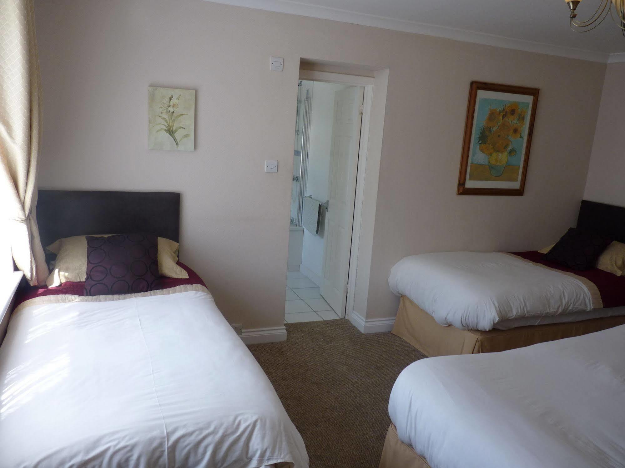 Newport Quay Bed & Breakfast Ngoại thất bức ảnh